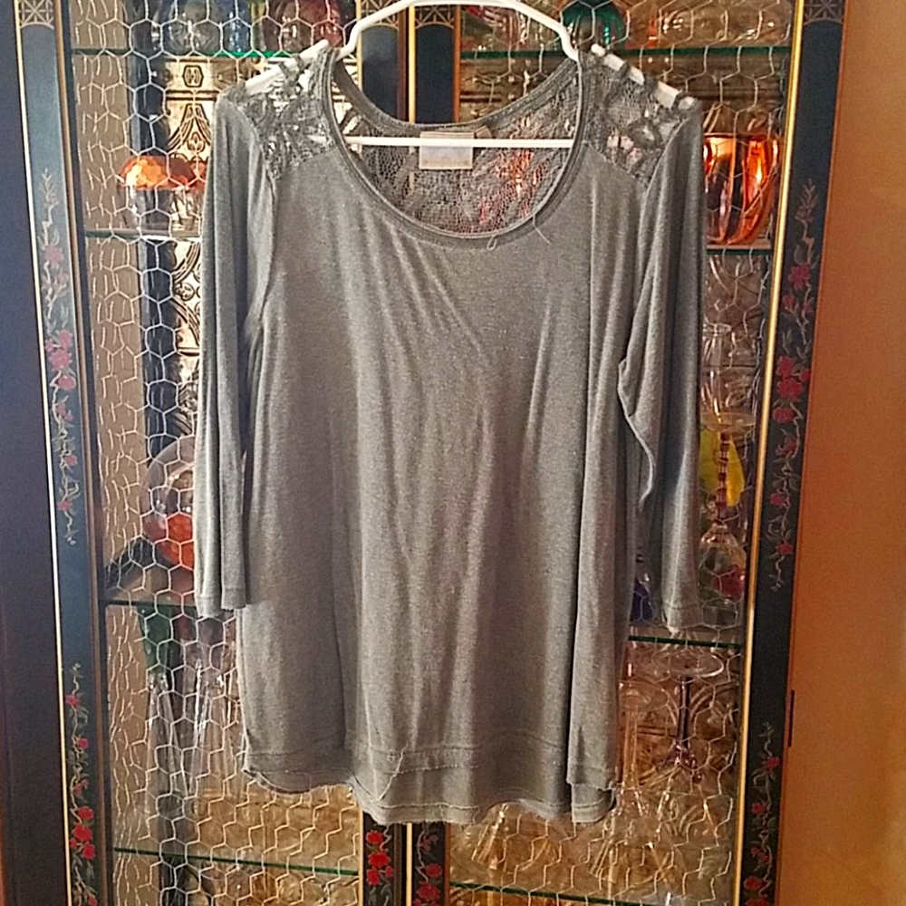 Women's half sleeve L tee